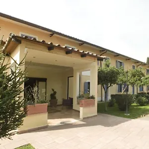 Hotell Quadrifoglio By Mancini ***