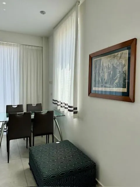 Hotel Cineapollo - Ogni Camera Un Film! Mesina Apartahotel